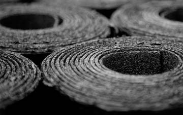 Cooling bitumen roof disadvantages